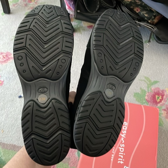 Water Resistant Black Comfort Boots, by Easy Spirit, Size 12m - Picture 8 of 11